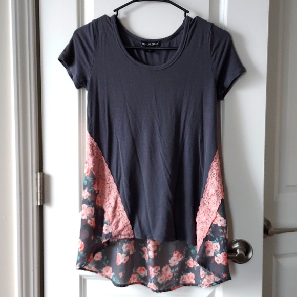 American Dream shkrt sleeve high/low grey pink flower print small - Picture 1 of 7